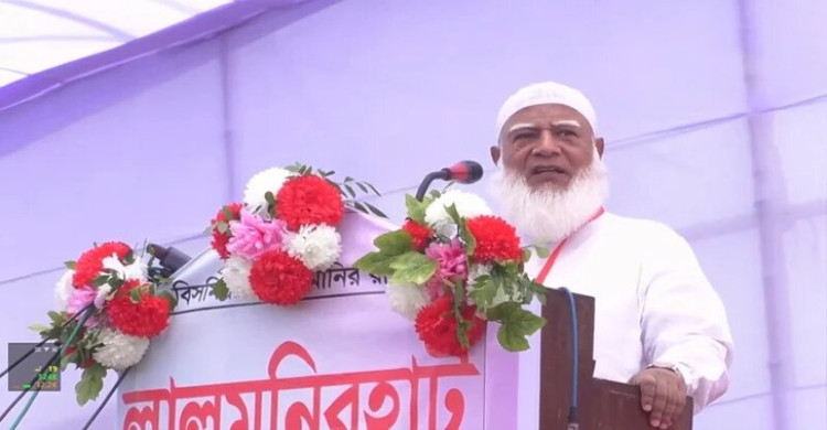 যারা দেশকে ভালোবাসে তারা দেশ ছেড়ে পালায় না: জামায়াত আমির