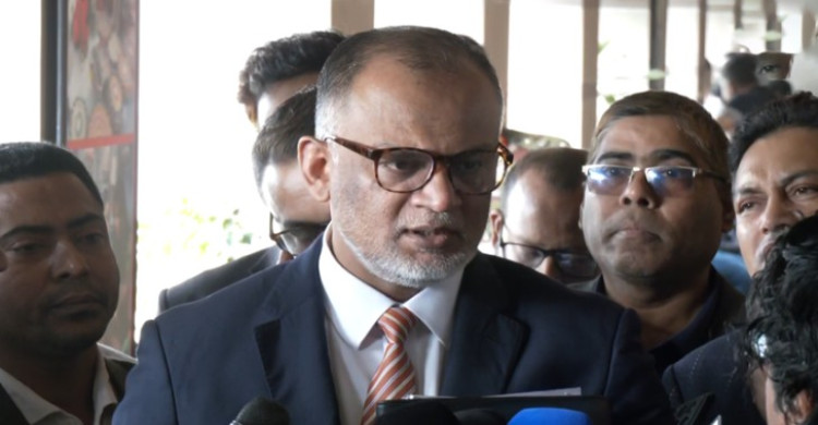 অনুমতি না নিয়েই ভোজ্যতেলের দাম বাড়ানোয় ব্যবস্থা নেওয়া হবে: বাণিজ্য উপদেষ্টা