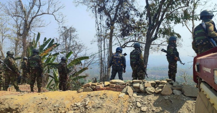 বান্দরবানে সেনা অভিযানে কেএনএ কমান্ডারসহ নিহত ২