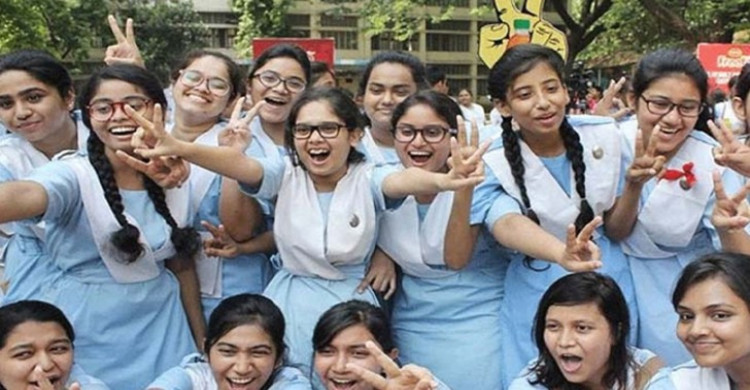 এসএসসি ও সমমানের ফলাফল প্রকাশ, পাশের হার ৬৮.৪৫ শতাংশ