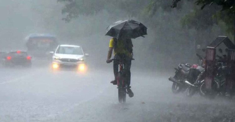 তিন বিভাগে ভারী বৃষ্টির আভাস