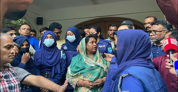 হত্যা মামলায় কারাগারে আইভী