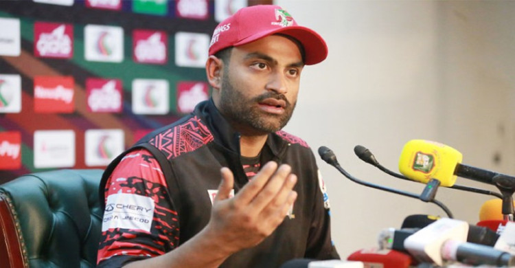 বিপিএল থেকে নাম সরিয়ে নিলেন তামিম