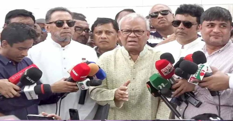 দল অনুগত প্রশাসন দিয়ে সুষ্ঠু নির্বাচন সম্ভব হবে না : রিজভী