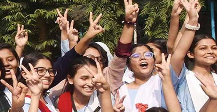 এইচএসসি ও সমমান পরীক্ষার ফল প্রকাশ, পাসের হার ৫৮.৮৩ শতাংশ