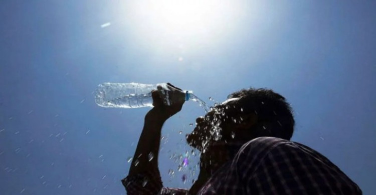 ১৪ জেলায় বইছে তাপপ্রবাহ, অব্যাহত থাকার আভাস