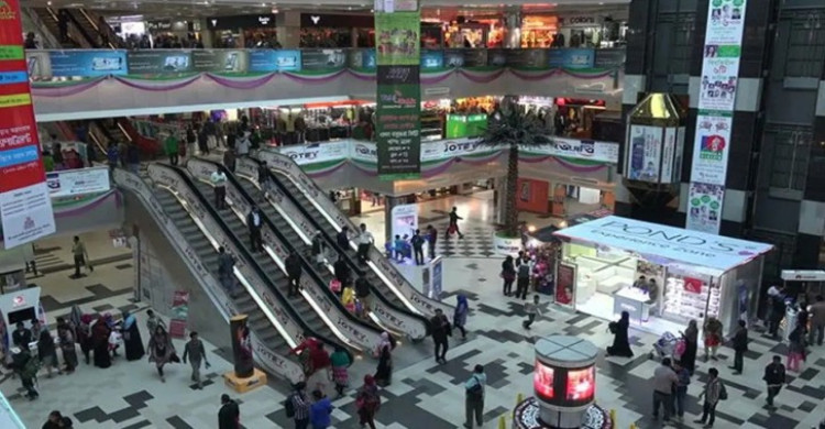 সারা দেশে রাত ৮টার মধ্যে দোকান-শপিংমল বন্ধের সিদ্ধান্ত