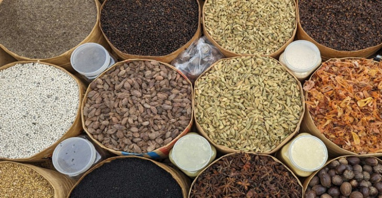 মধ্যপ্রাচ্যে অস্থিরতার প্রভাব পড়েছে দেশের মশলার বাজারেও