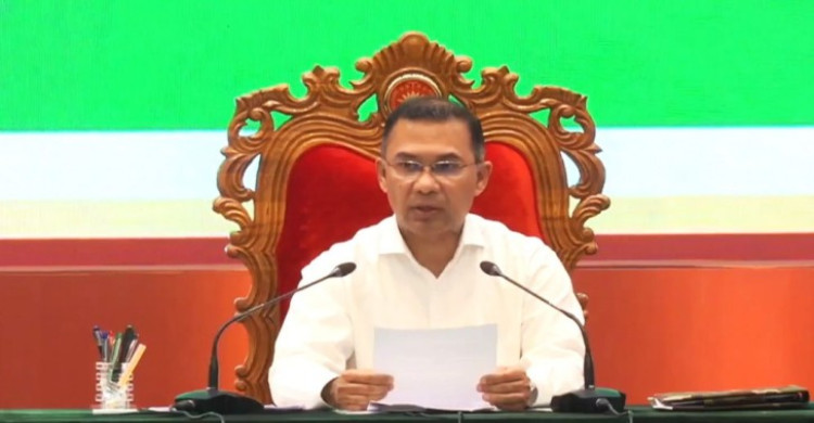 সশস্ত্র বাহিনী কোনো ব্যক্তি, দল ও পরিবারের সম্পদ নয়: প্রধানমন্ত্রী