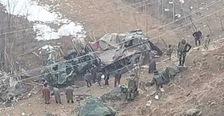 কাশ্মীরে ১০ ভারতীয় সেনা নিহত